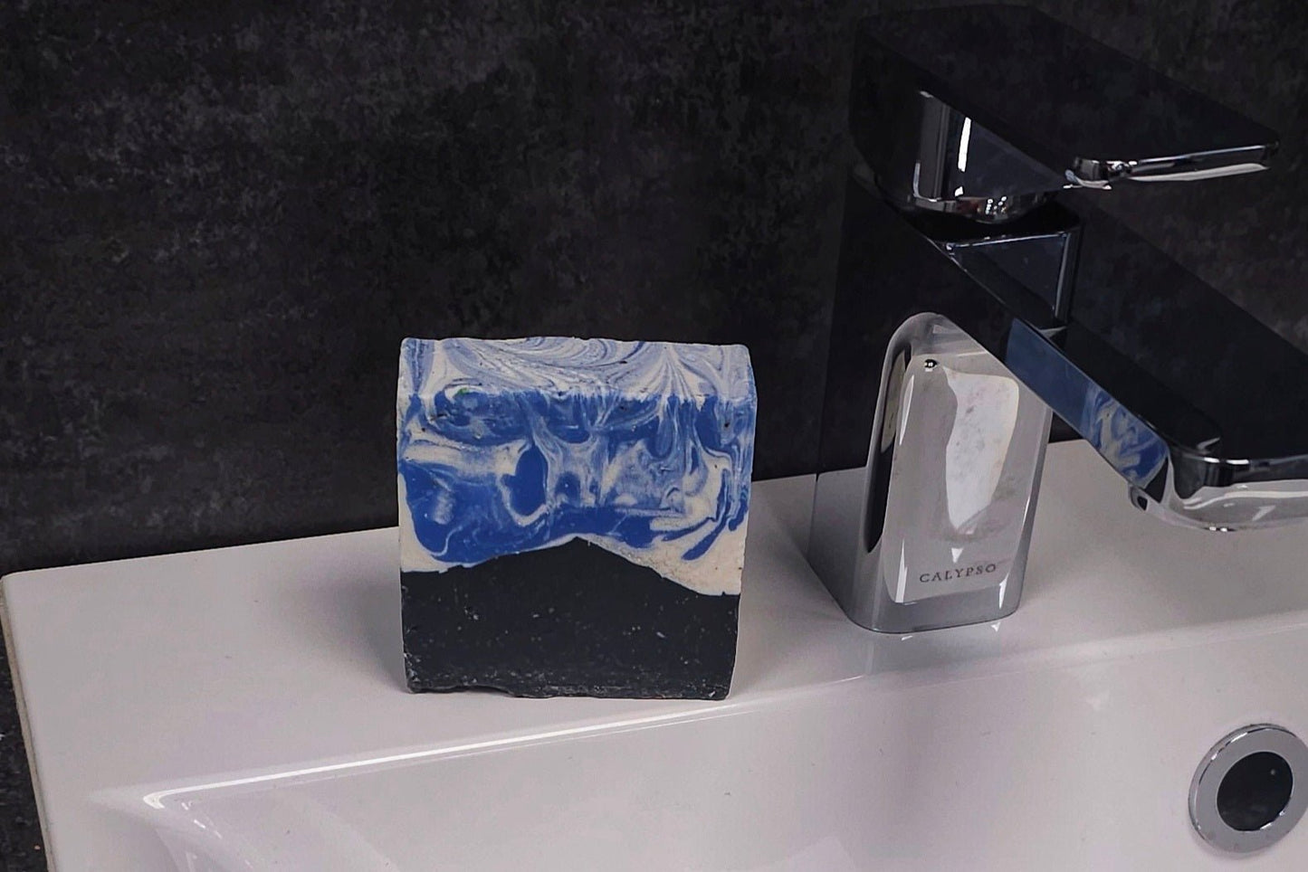 A tribute to Yr Wydffa (Mount Snowdon) - Wales' highest mountain, a cleansing and refreshing natural soap bar - The Celtic Soap Company (Y Cwmni Sebon Celtaidd) Ltd.