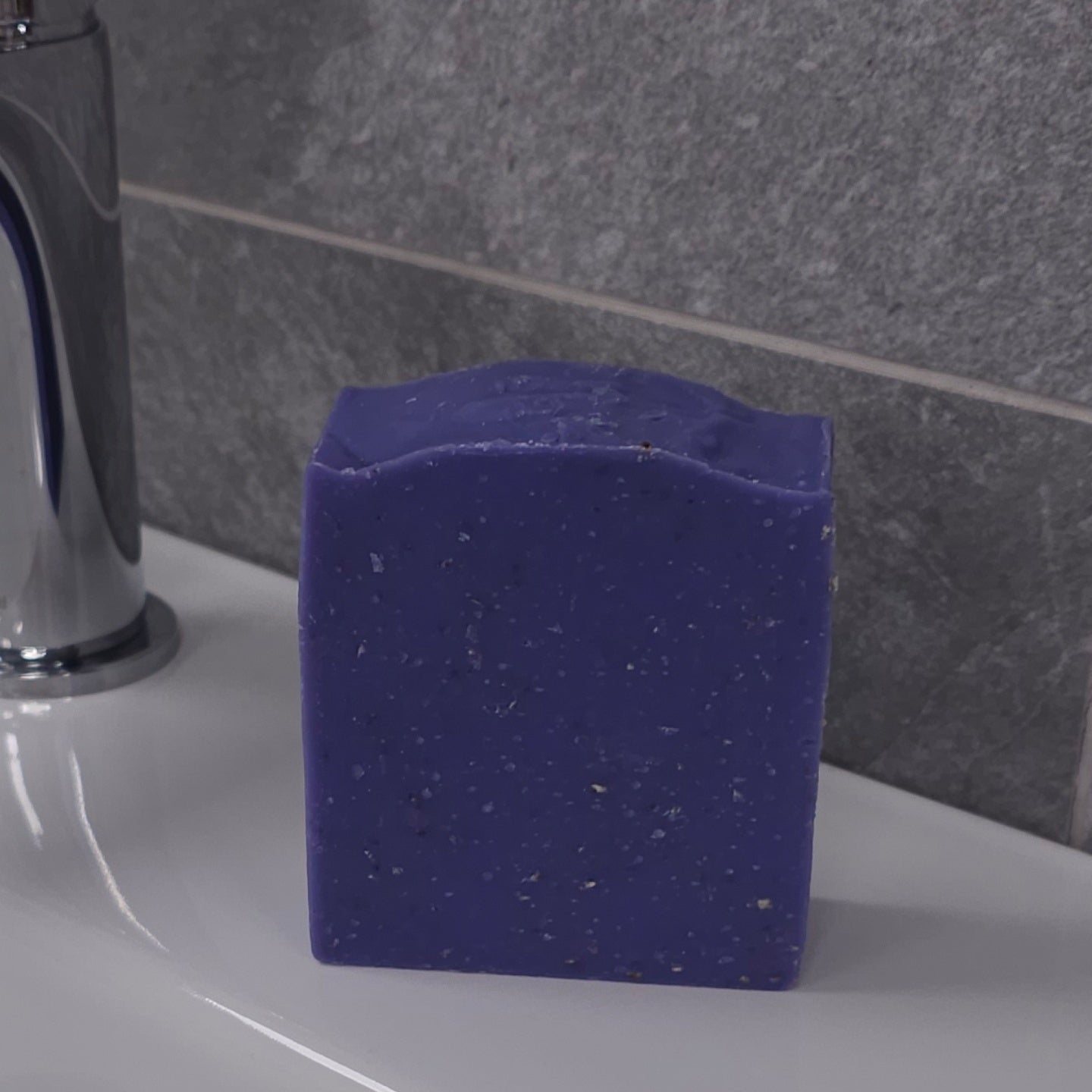 Lavender and Rosemary with colloidal oats, a great exfoliating soap bar - The Celtic Soap Company (Y Cwmni Sebon Celtaidd) Ltd.